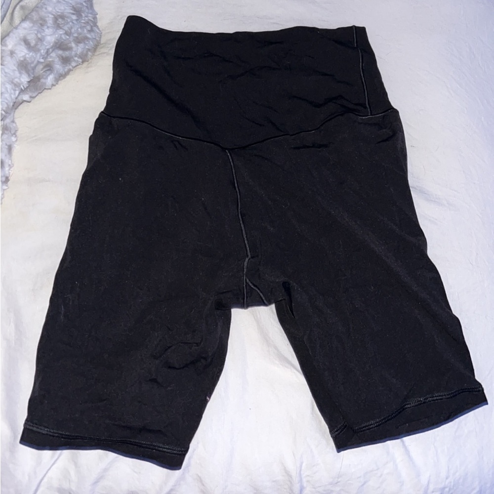 AERIE BLACK CROSSOVER BIKER SHORTS🚲
